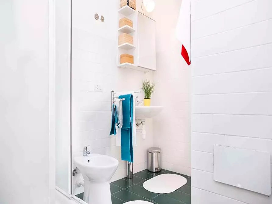 Immagine 32 di Camera in affitto  in Viale Carlo Espinasse12 a Milano