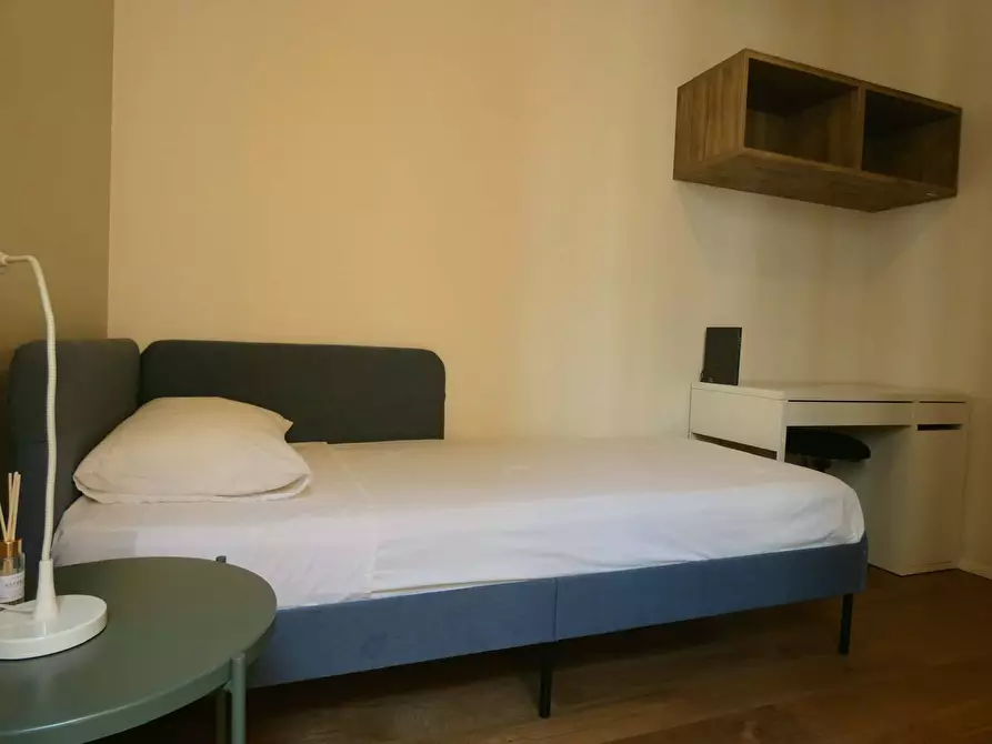 Immagine 19 di Appartamento in affitto  in Via Cenisio5 a Milano