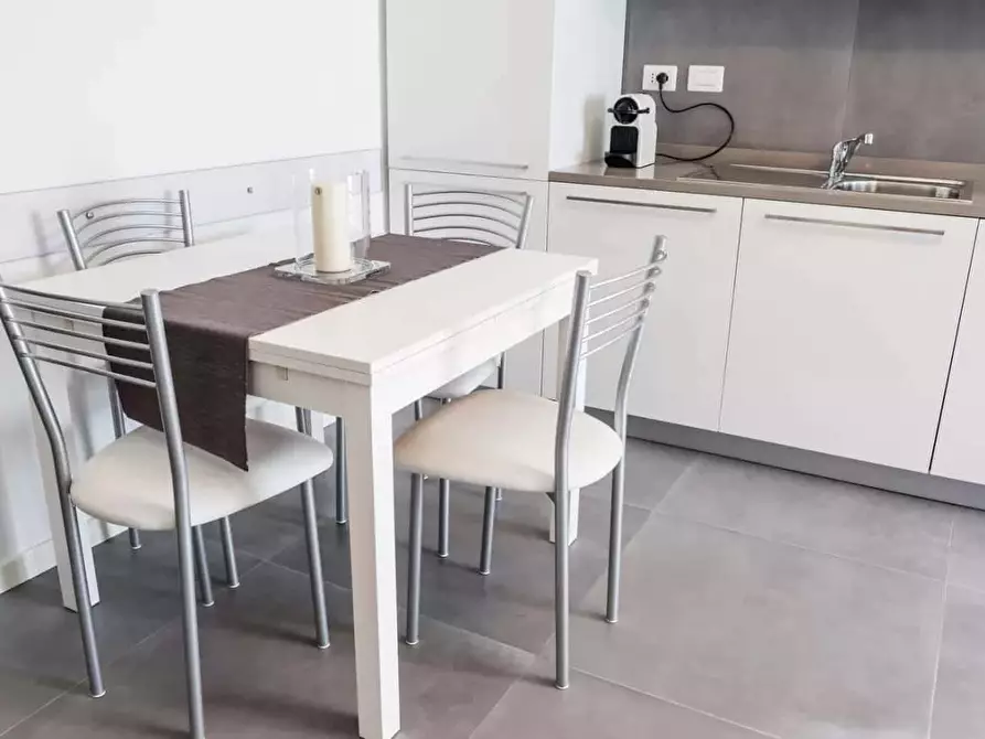 Immagine 9 di Appartamento in affitto  in Via San Gerolamo Emiliani1 a Milano