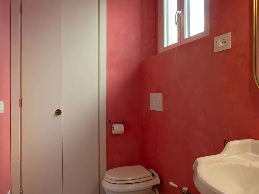 Immagine 27 di Appartamento in affitto  in Via Santa Reparata37 a Firenze