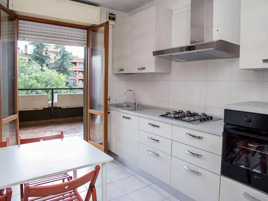 Immagine 10 di Camera in affitto  in Via Nicola Romeo a Milano