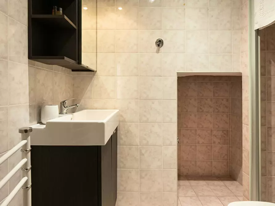 Immagine 18 di Appartamento in affitto  in Via Osteria del Guanto a Firenze