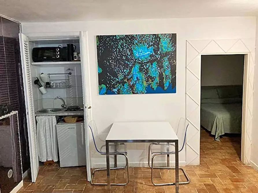 Immagine 3 di Appartamento in affitto  in Discesa Gaiola72 a Napoli