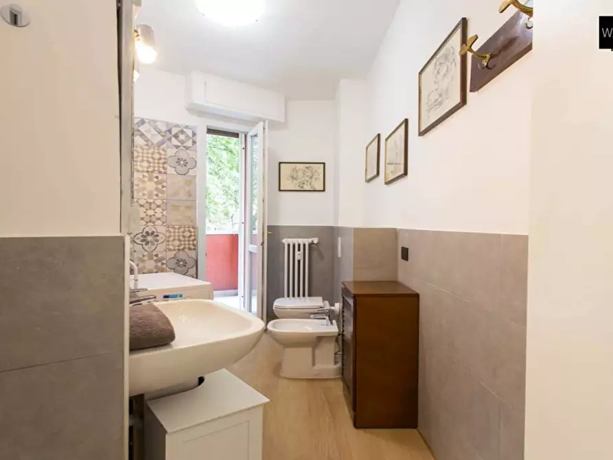 Immagine 8 di Camera in affitto  in Via Lorenteggio201 a Milano