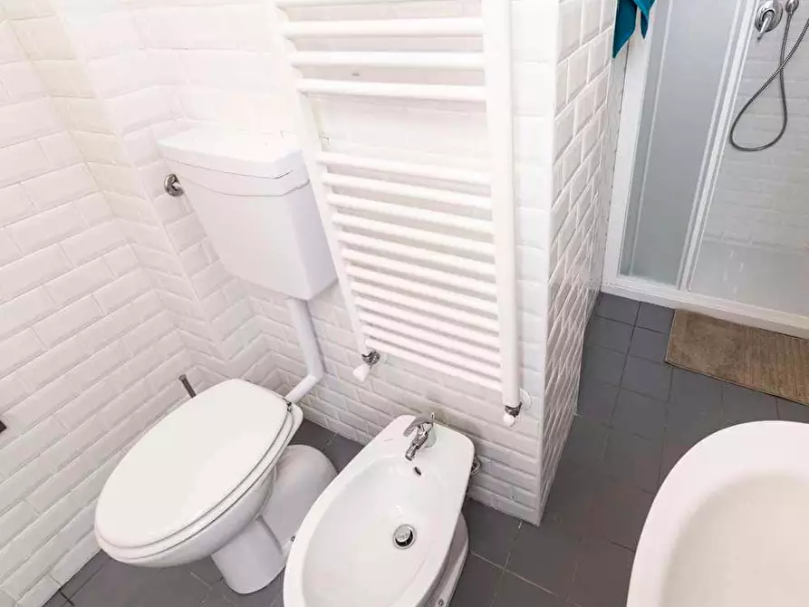 Immagine 18 di Camera in affitto  in Via Paolo Bassi22 a Milano