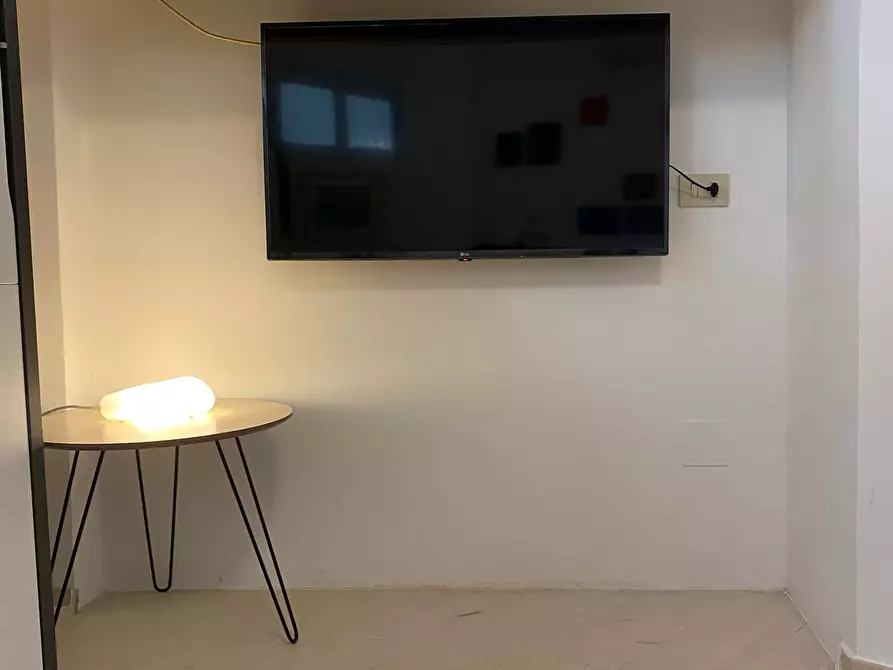 Immagine 5 di Appartamento in affitto  in Via Australia1 a Roma
