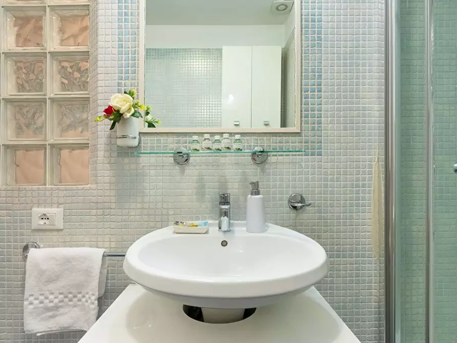 Immagine 25 di Appartamento in affitto  in Viale Donato Giannotti a Firenze