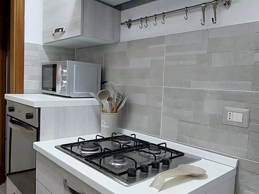 Immagine 19 di Appartamento in affitto  in Via Pescaglia6 a Roma