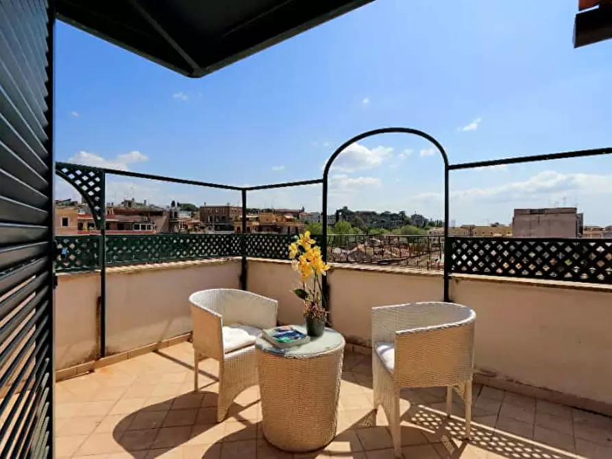 Immagine 24 di Appartamento in affitto  in Via della Botticella21 a Roma