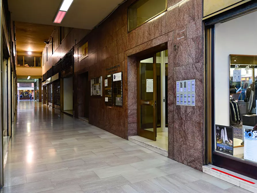 Immagine 18 di Appartamento in affitto  in Galleria del Toro3 a Bologna