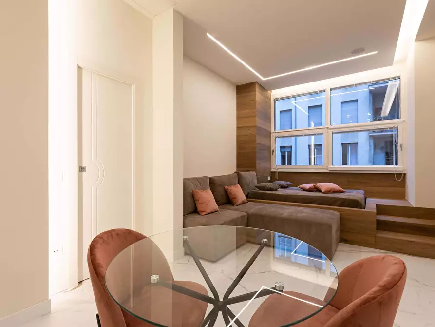 Immagine 9 di Appartamento in affitto  in Via Francesco Daverio6 a Milano