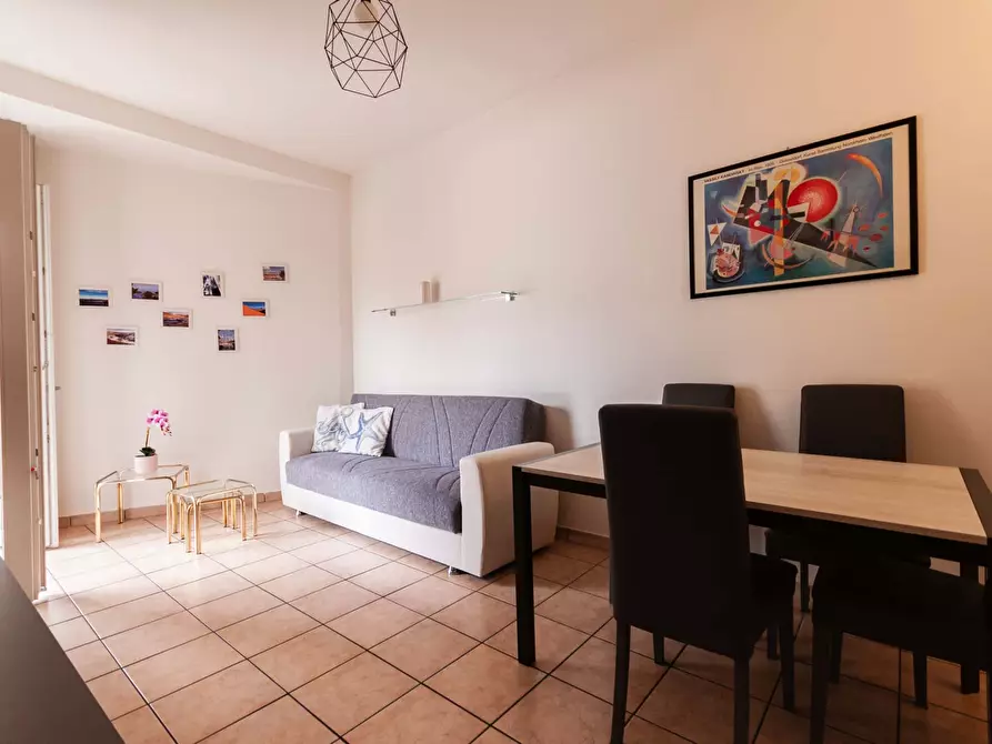 Immagine 20 di Appartamento in affitto  in Via Meloria10 a Milano