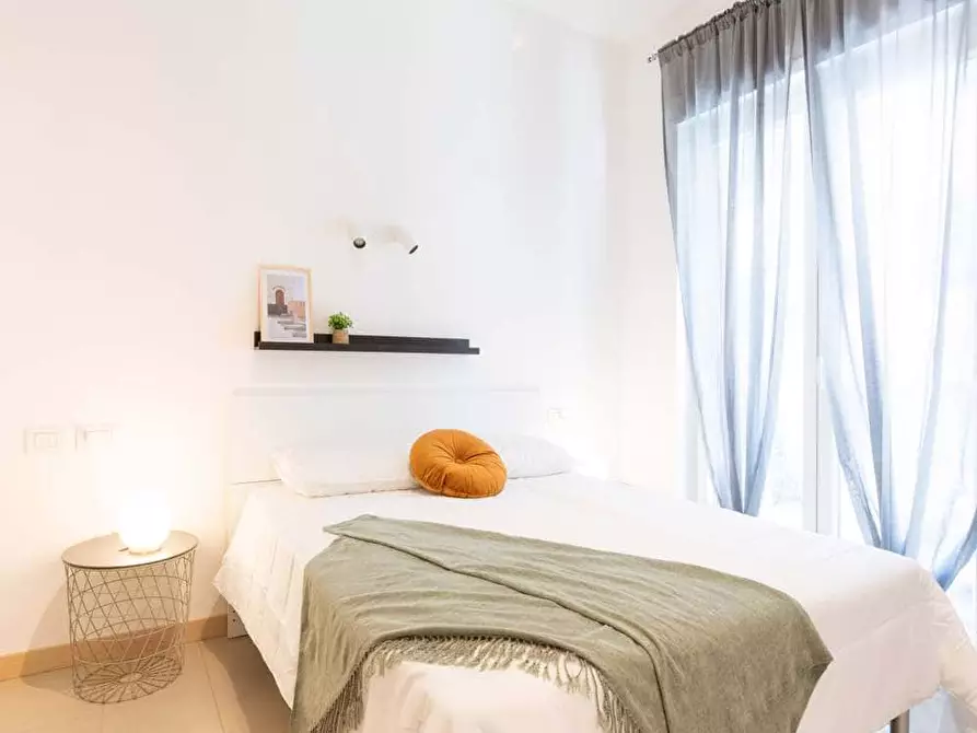 Immagine 6 di Camera in affitto  in Via Gardone5 a Milano