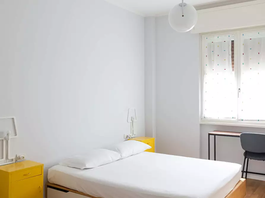 Immagine 31 di Appartamento in affitto  in Via Domodossola21 a Milano