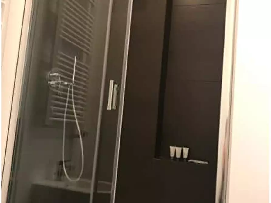 Immagine 11 di Appartamento in affitto  in Via Legnano12 a Milano