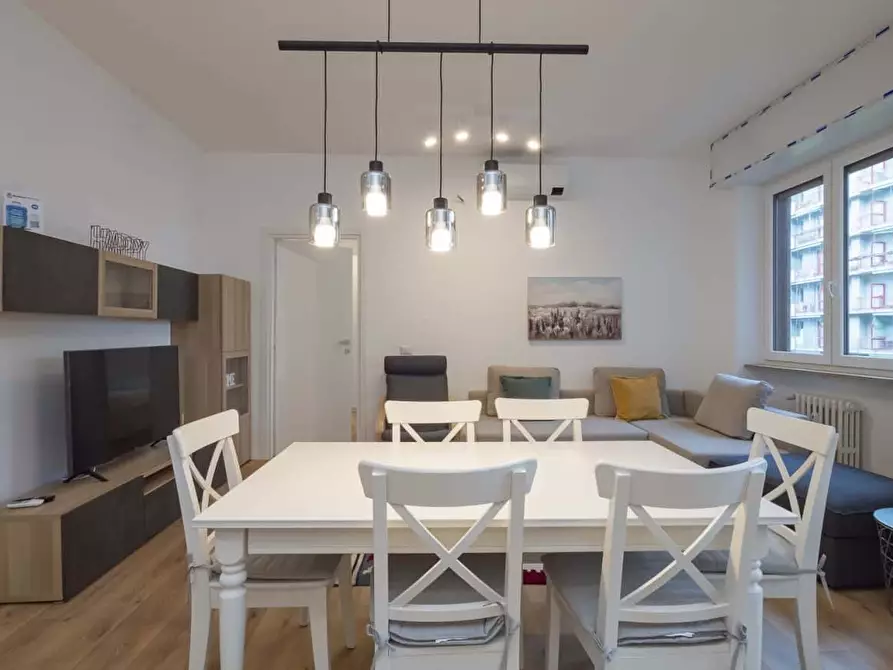 Immagine 1 di Appartamento in affitto  in Via Giambellino131 a Milano