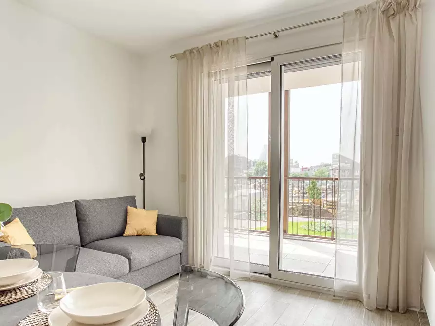Immagine 6 di Appartamento in affitto  in Via Gallarate11 a Milano