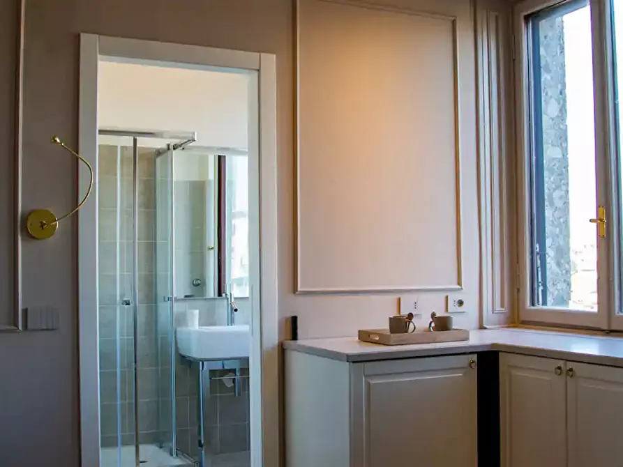 Immagine 18 di Appartamento in affitto  in Via dei Piatti8 a Milano