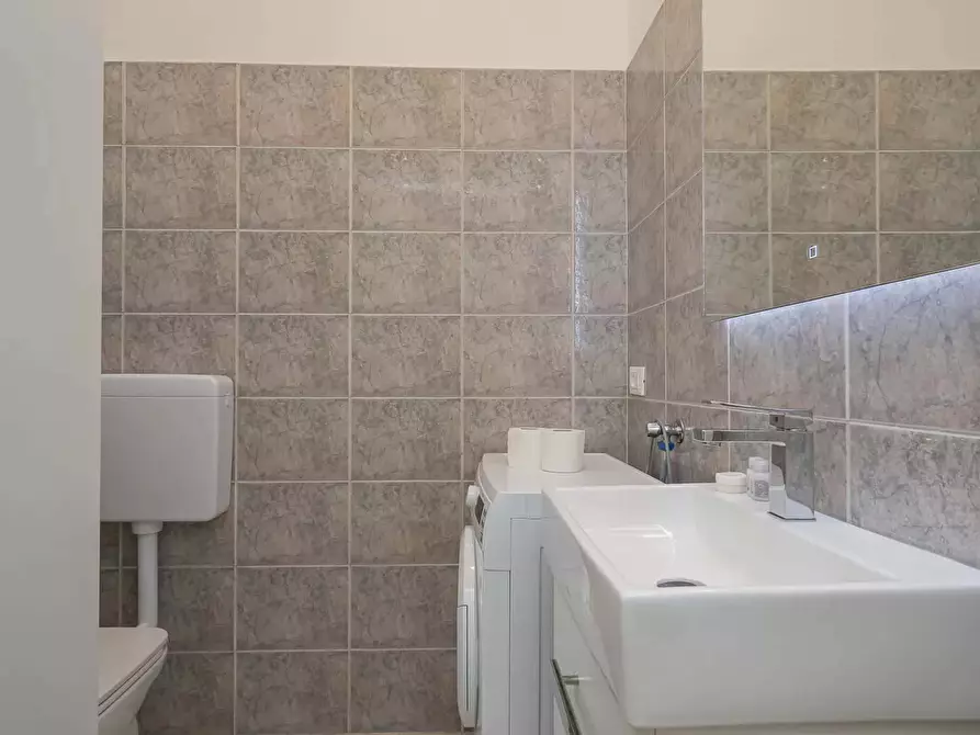 Immagine 10 di Appartamento in affitto  in Via Accademia53 a Milano