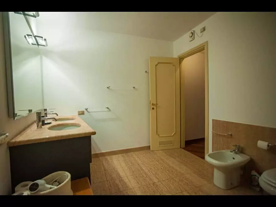 Immagine 7 di Appartamento in affitto  in Via Giuseppe Mazzini7 a Verona