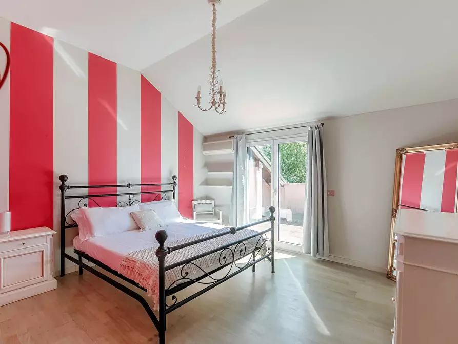 Immagine 1 di Appartamento in affitto  in Via Belvedere10 a Bizzarone