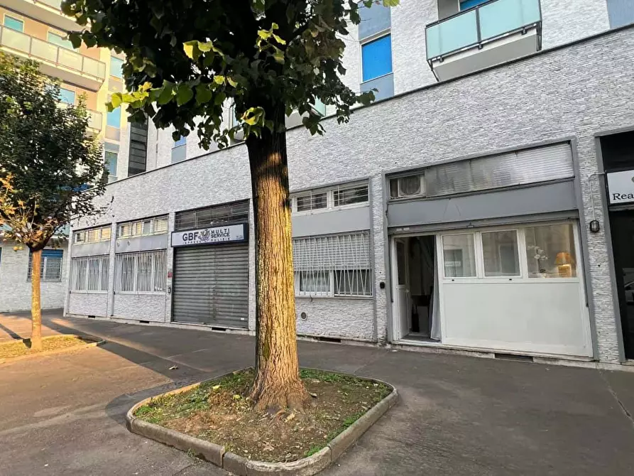 Immagine 4 di Appartamento in affitto  in Via Breno1 a Milano
