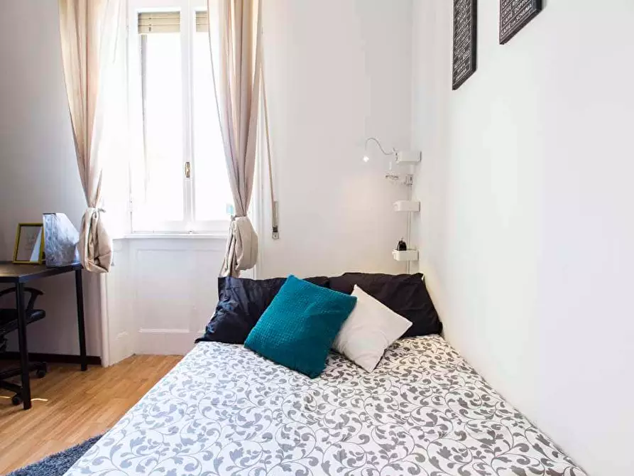 Immagine 2 di Camera in affitto  in Viale Giovanni da Cermenate18 a Milano