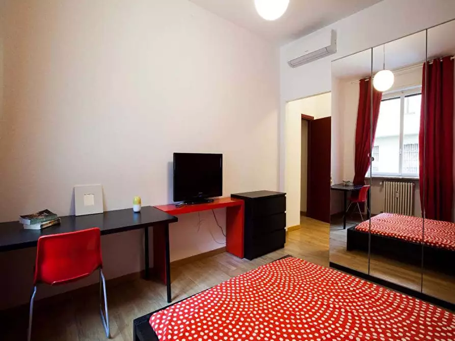 Immagine 6 di Camera in affitto  in Via Ravizza34 a Milano