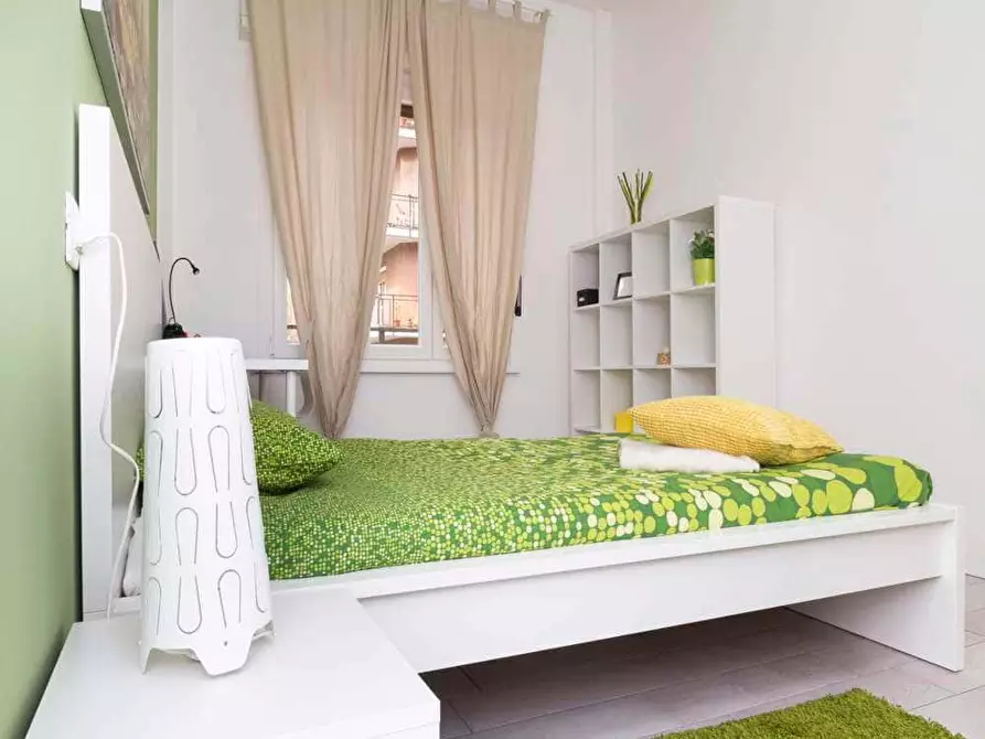 Immagine 5 di Camera in affitto  in Viale Carlo Espinasse12 a Milano