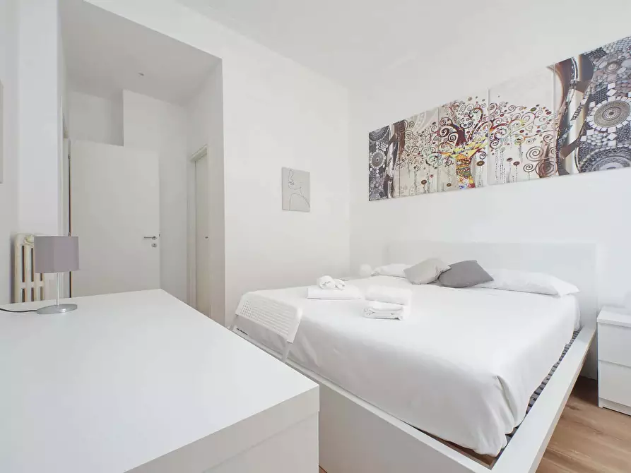 Immagine 22 di Appartamento in affitto  in Via Livorno36 a Roma