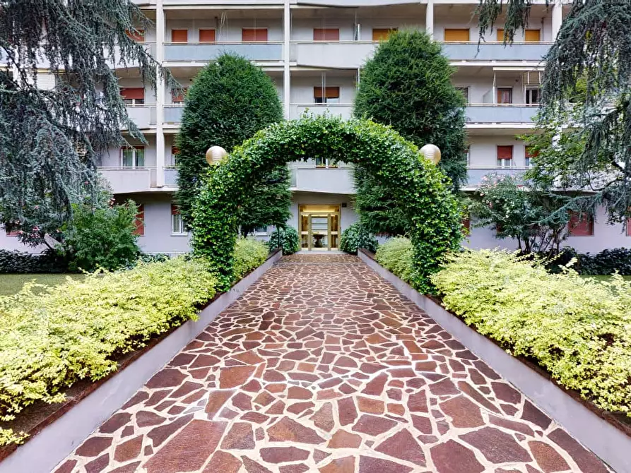 Immagine 49 di Appartamento in affitto  in Via Marco Greppi5 a Milano