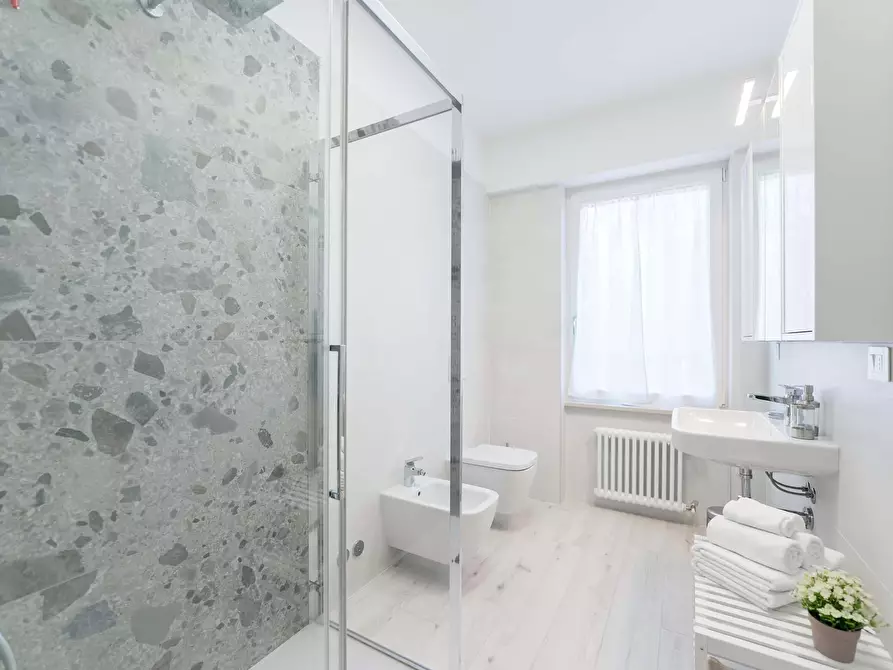 Immagine 18 di Appartamento in affitto  in Via Alfredo Comandini4 a Milano