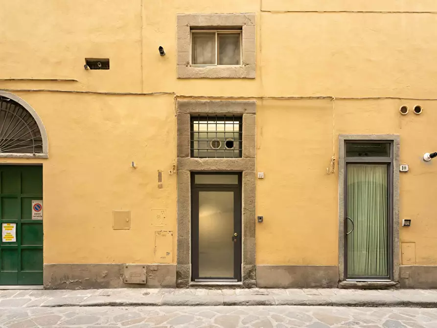 Immagine 31 di Appartamento in affitto  in Via della Vigna Vecchia a Firenze