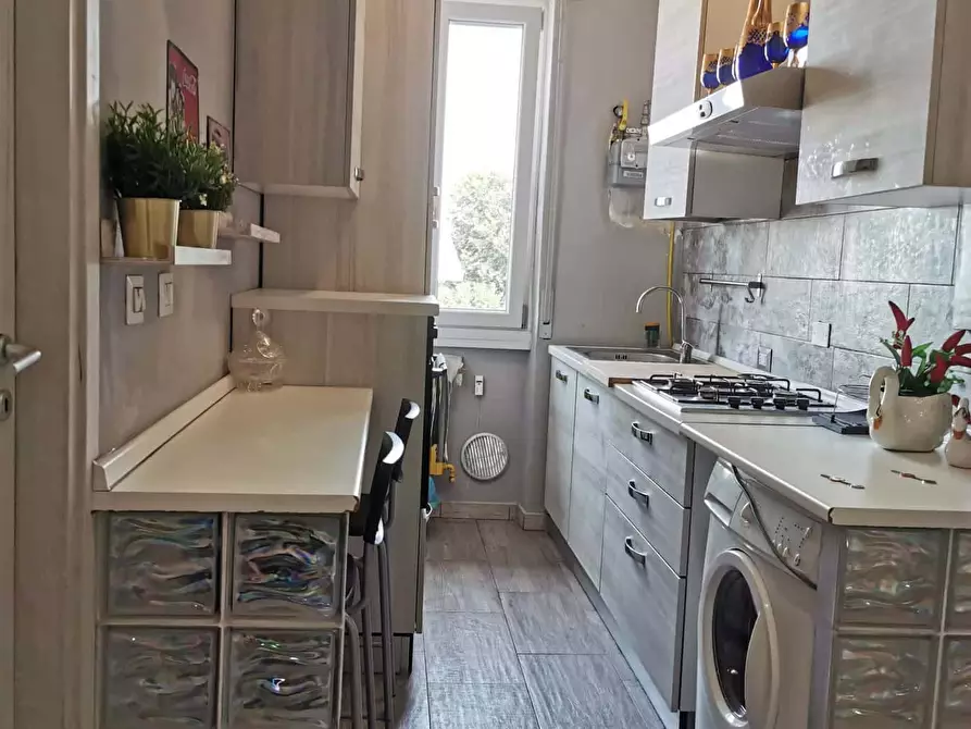 Immagine 8 di Camera in affitto  in Via Vittorio Scialoia9 a Milano