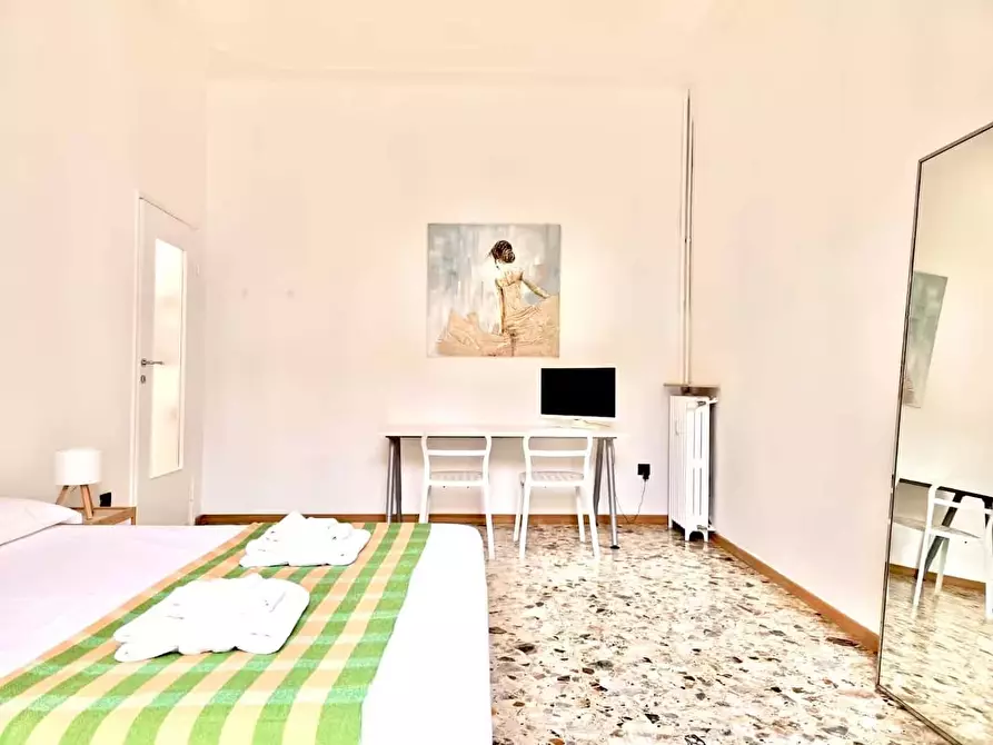 Immagine 6 di Camera in affitto  in Via Vitruvio37 a Milano