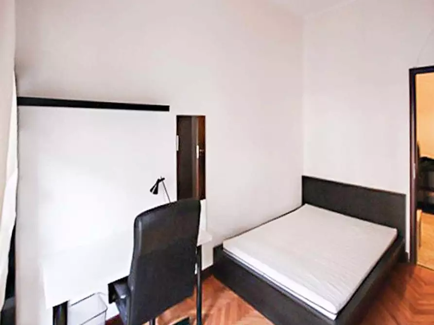 Immagine 1 di Camera in affitto  in Via Giulio Ceradini6 a Milano
