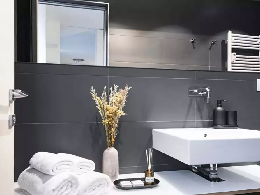 Immagine 6 di Appartamento in affitto  in Via Guglielmo Röntgen24 a Milano