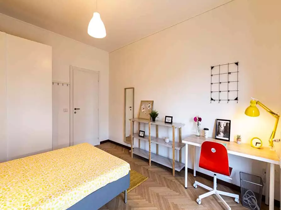 Immagine 2 di Camera in affitto  in Via Eugenio Pellini4 a Milano