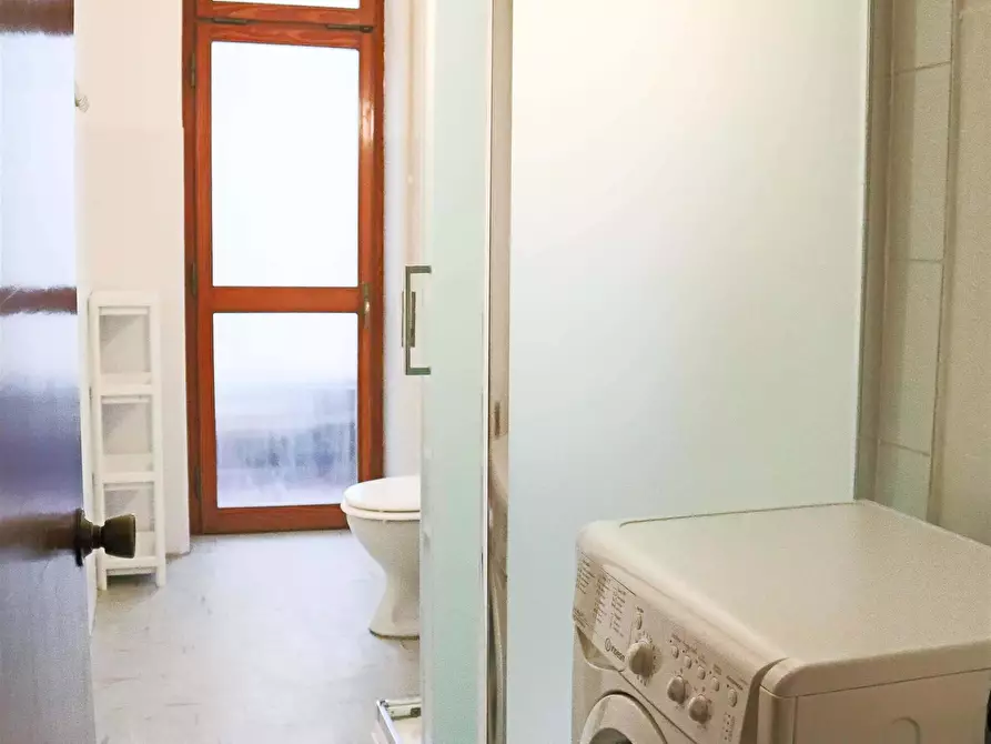 Immagine 16 di Camera in affitto  in Via Tigellio24 a Cagliari