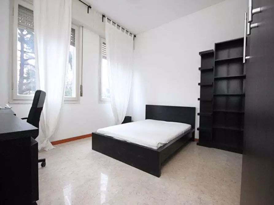Immagine 5 di Camera in affitto  in Via Bartolomeo D'Alviano11 a Milano
