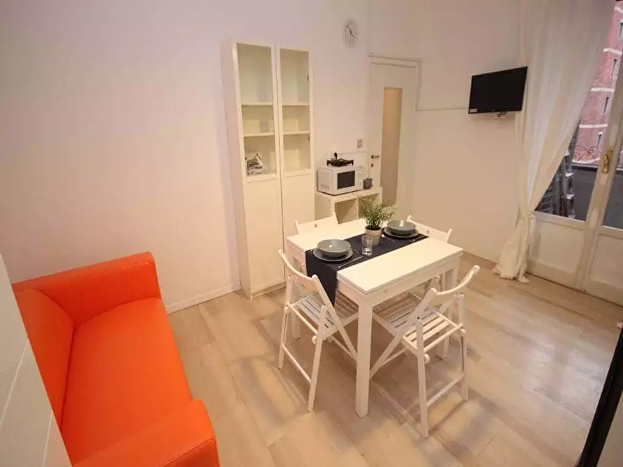 Immagine 37 di Camera in affitto  in Via Salvatore Barzilai15 a Milano