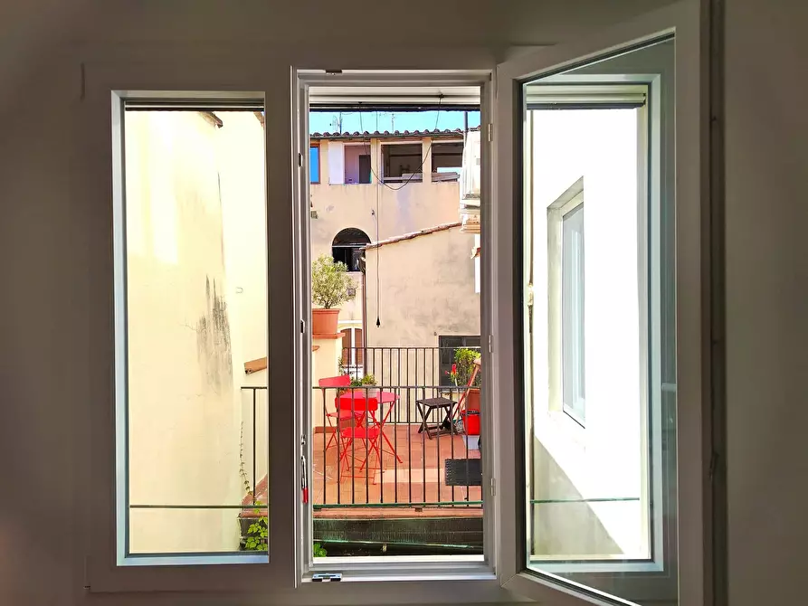 Immagine 12 di Appartamento in affitto  in Via Pietrapiana a Firenze