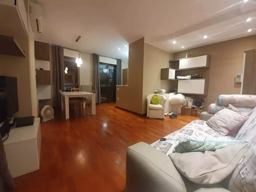 Immagine 2 di Appartamento in affitto  in Via Olgettina5 a Milano