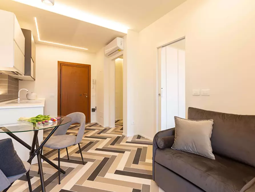 Immagine 11 di Appartamento in affitto  in Via Accademia61 a Milano