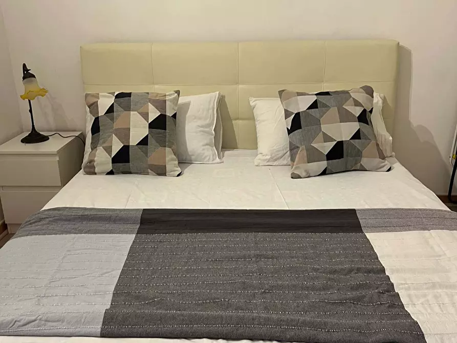 Immagine 11 di Appartamento in affitto  in Via dei Foraggi91b a Roma