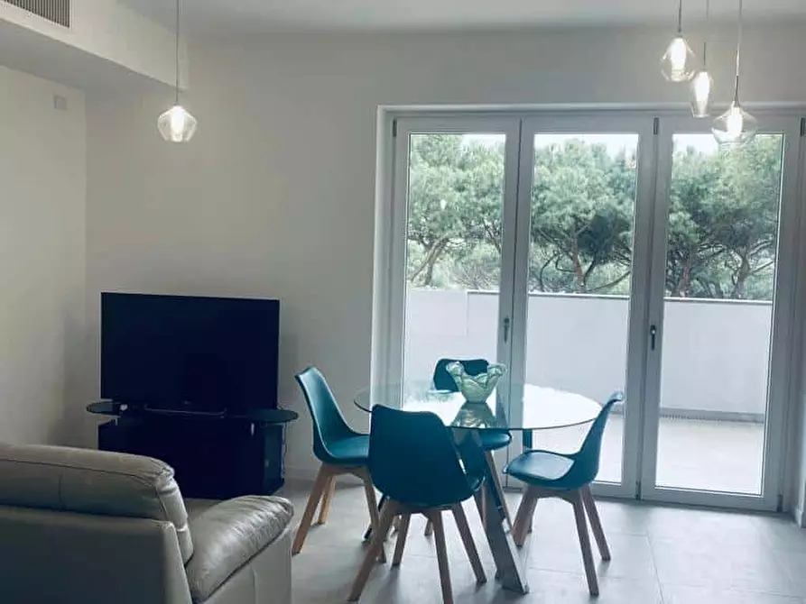 Immagine 1 di Appartamento in affitto  in Via Vitaliano Brancati64 a Roma