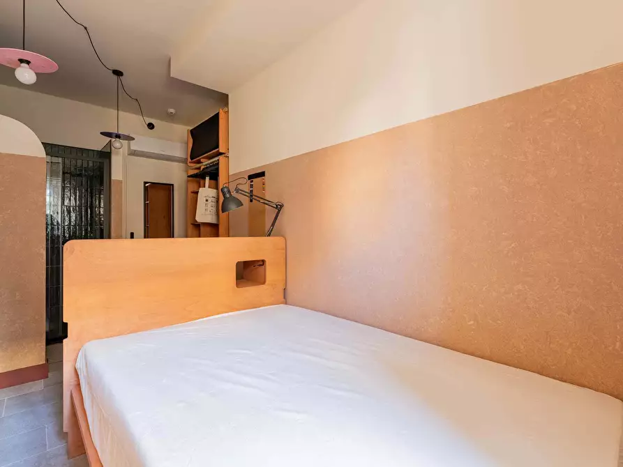 Immagine 1 di Camera in affitto  in Via Privata Tobruk6 a Milano