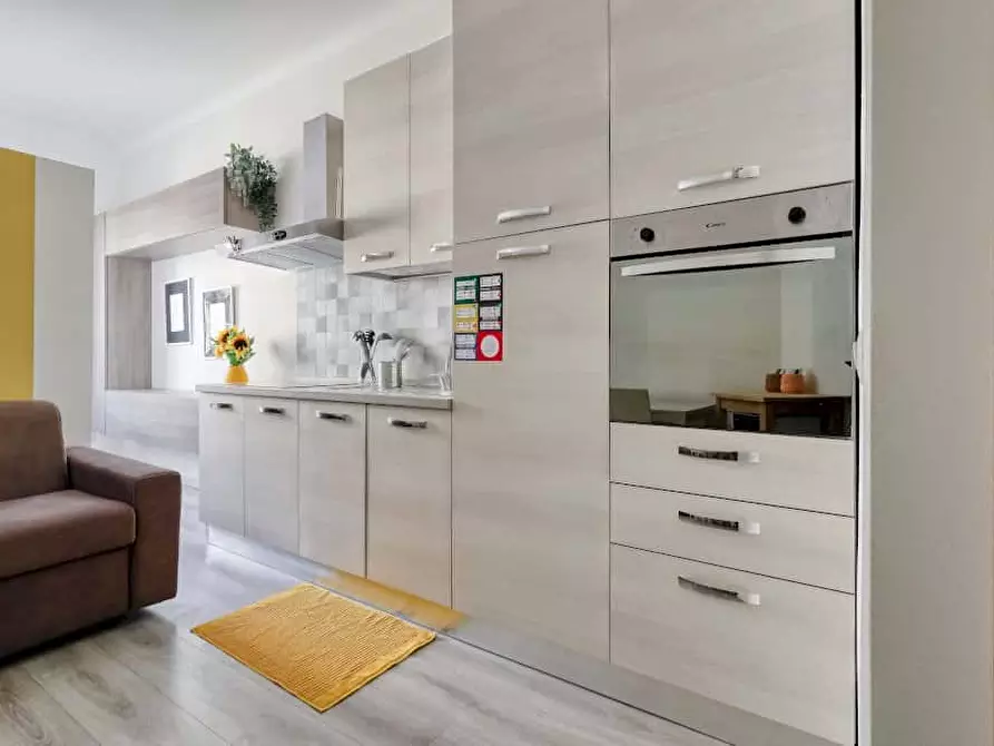 Immagine 12 di Camera in affitto  in Via Vigevano45 a Milano