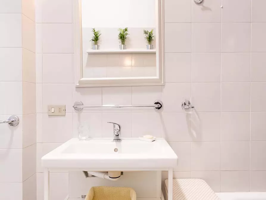 Immagine 7 di Appartamento in affitto  in Via Paolo Mantegazza4 a Milano