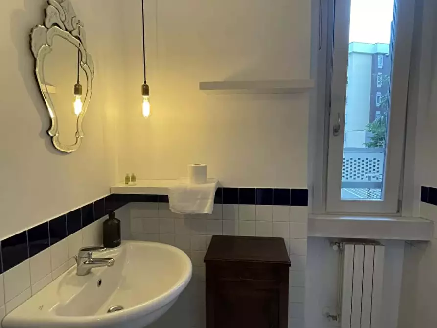 Immagine 4 di Appartamento in affitto  in Via Caccialepori41 a Milano
